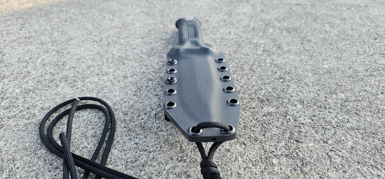 Gerber STRONGARM Kydex Sheath, Nylon Belt Clip, Paracord, Pancake Style (Bk1.0)