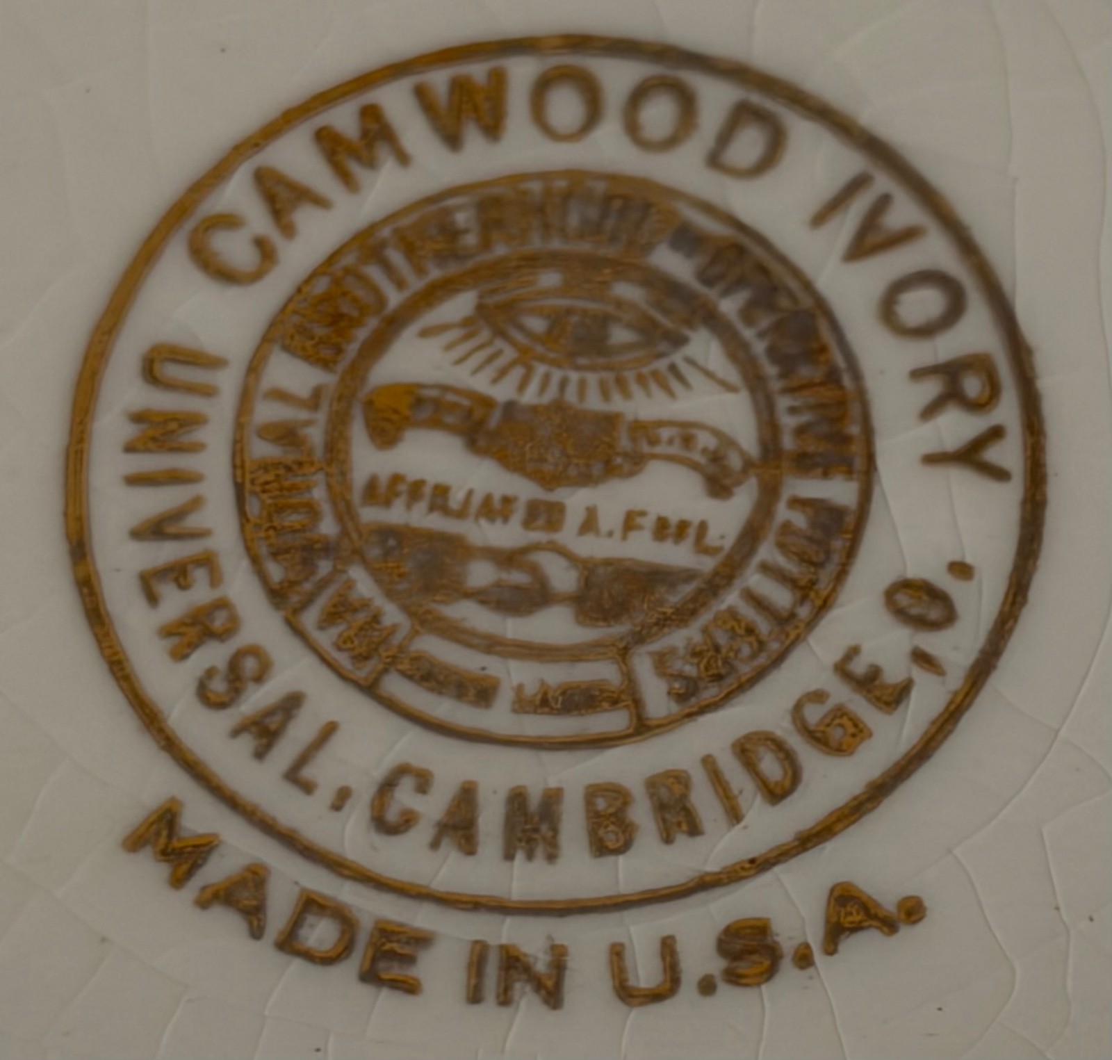 Vtg Universal Cambridge Camwood Ivory Gold 22 KT Filigree Rust Fruit Bowls 5.25