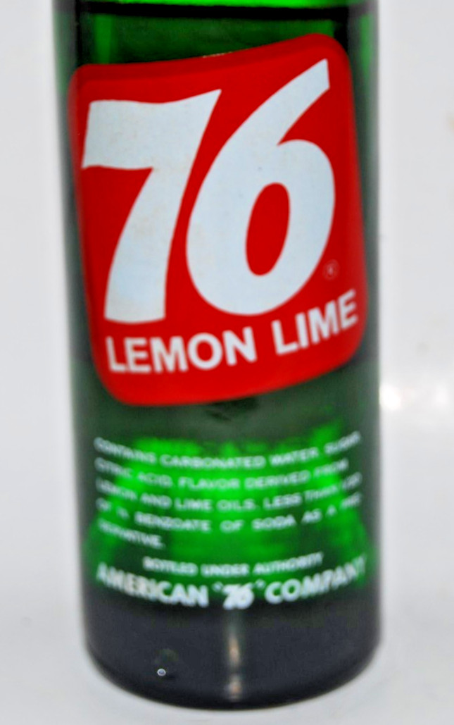 Vintage 76 Lemon-Lime Soda Bottle – 16oz Full & Sealed – 1977 Spirit of ’76 ACL