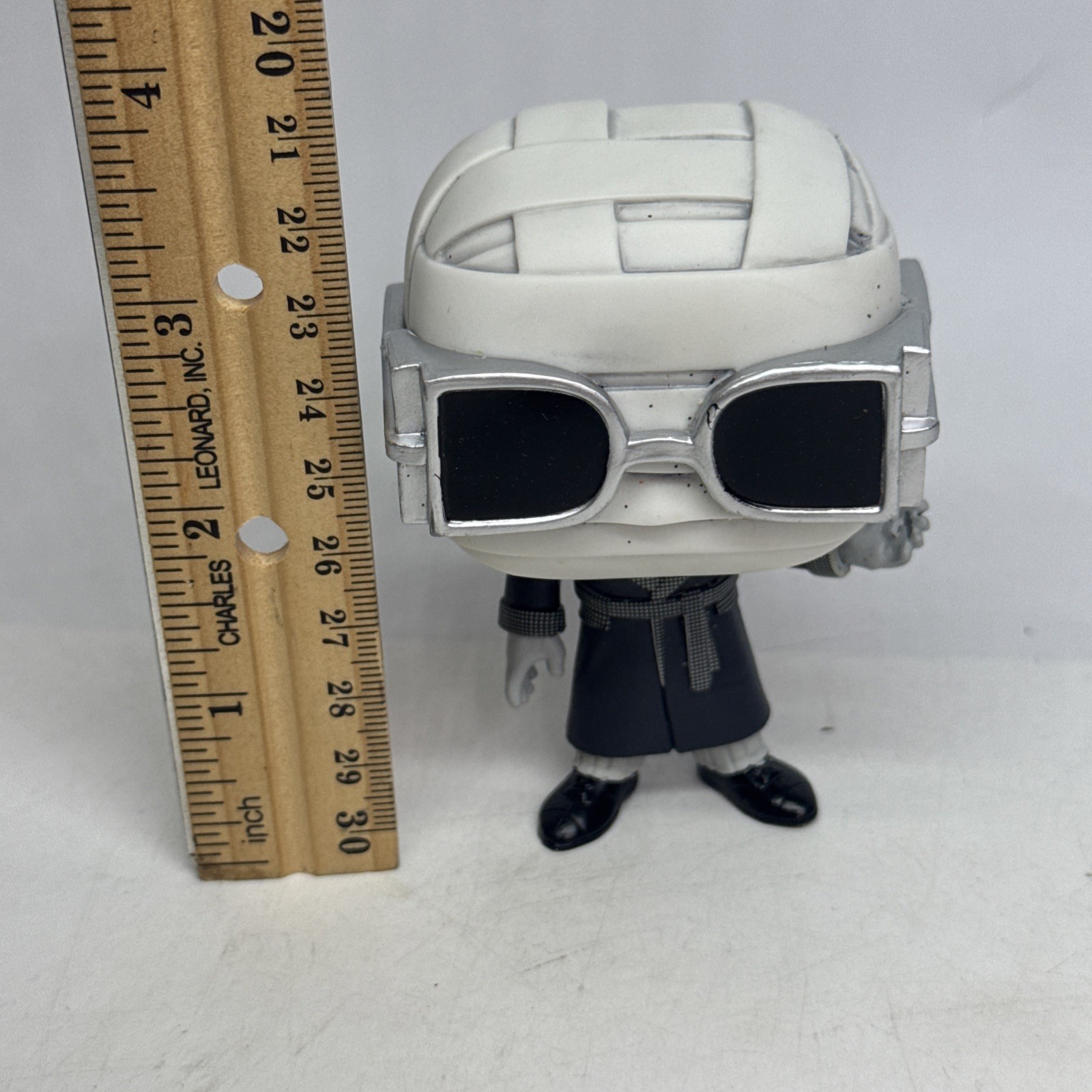 The Invisible Man (black & White) 608 Loose Funko Pop Figure