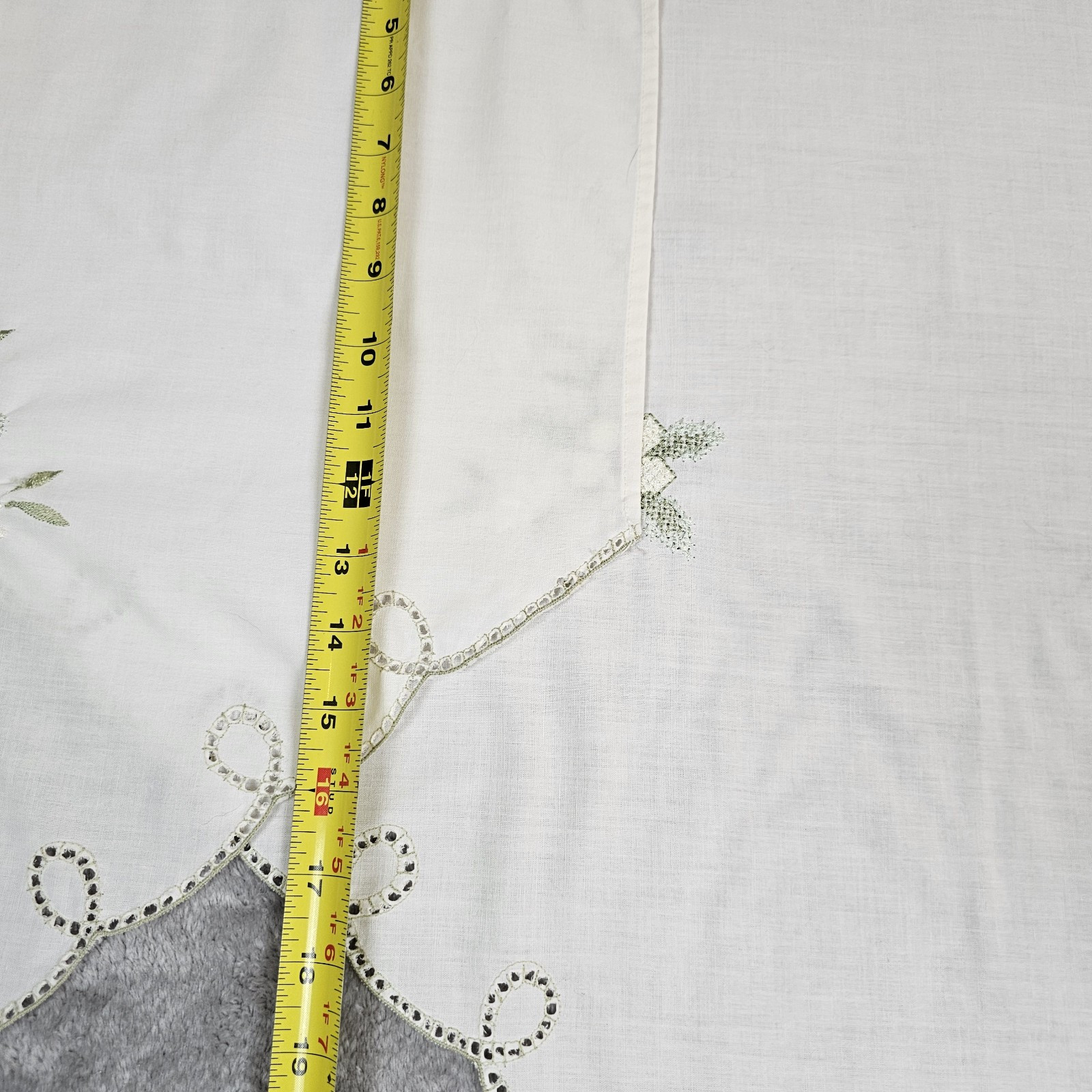 VTG Window Valance 2 Swag Panels Ivory Embroidered Floral 3 Piece Set Cottage