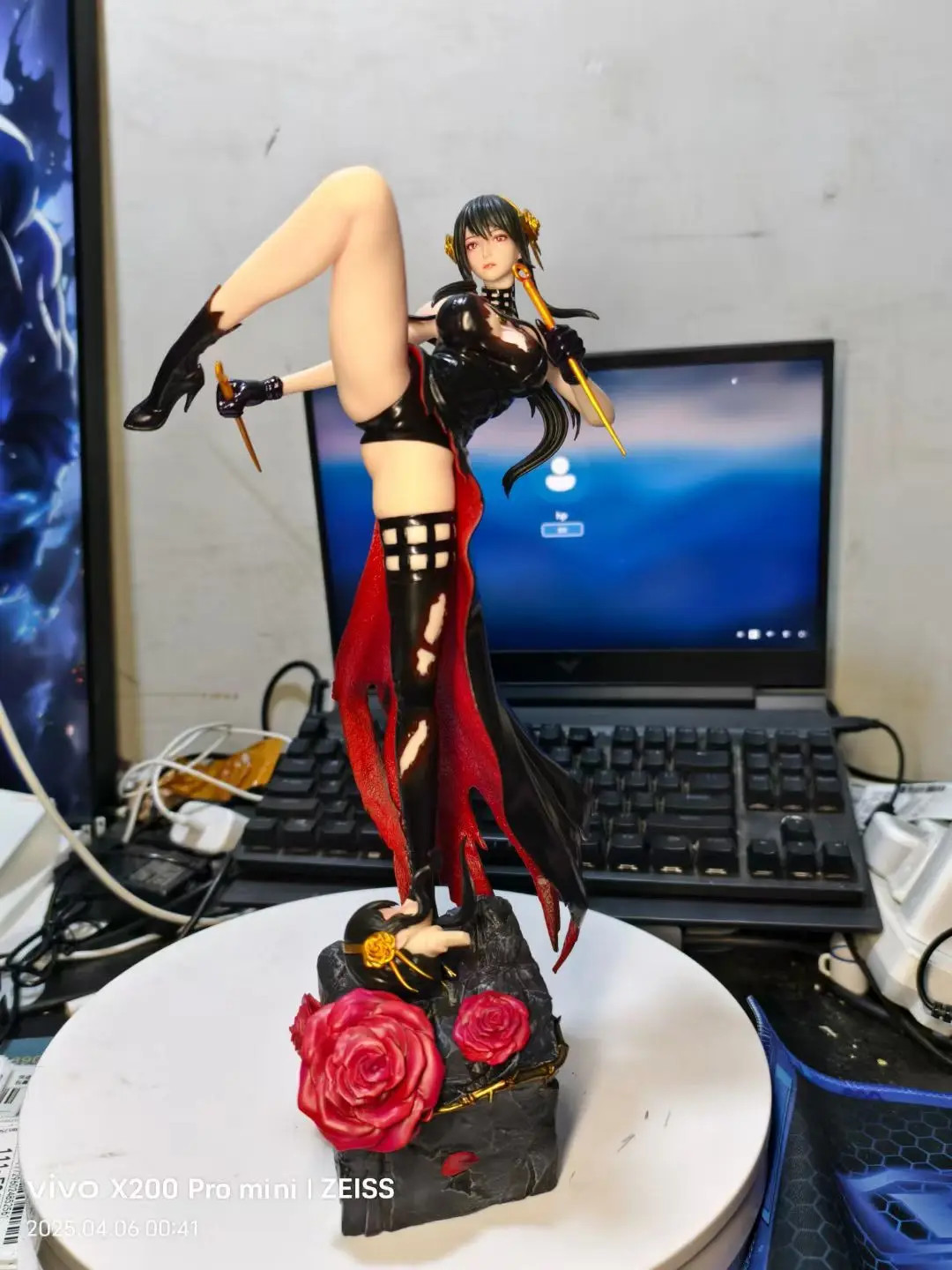 37cm SPY x FAMILY Yor Forger Anime Figure Collectible Desk Model Toy