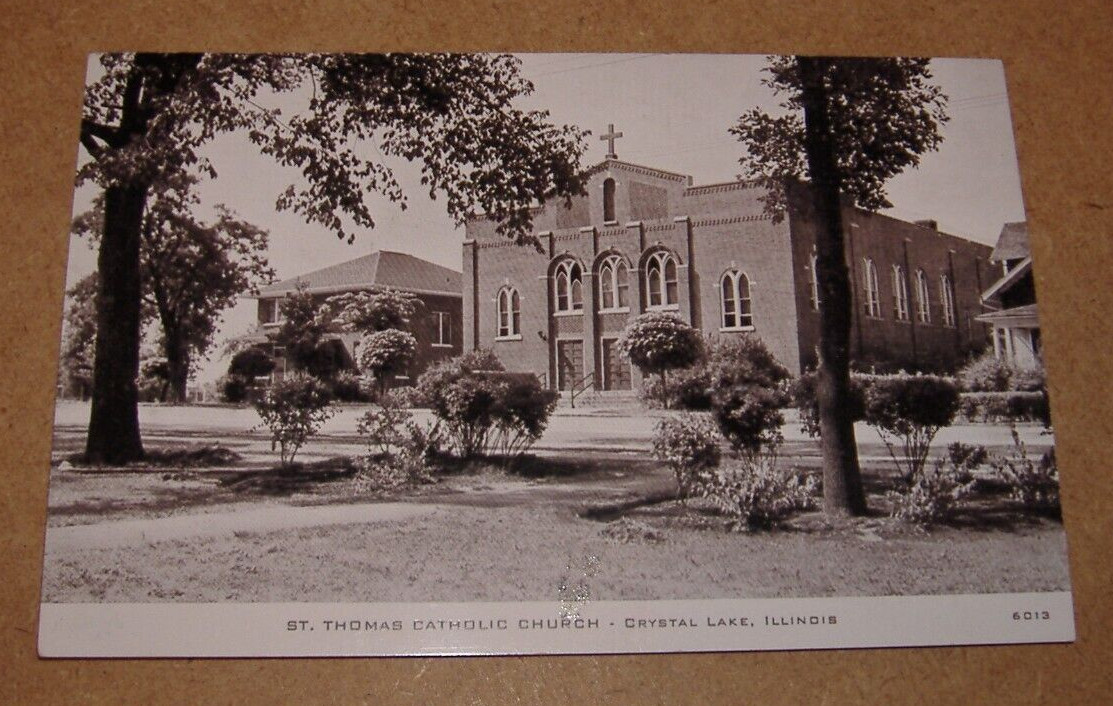 c1950 Crystal Lake Illinois Postcard St Thomas Catholic Church IL Town View