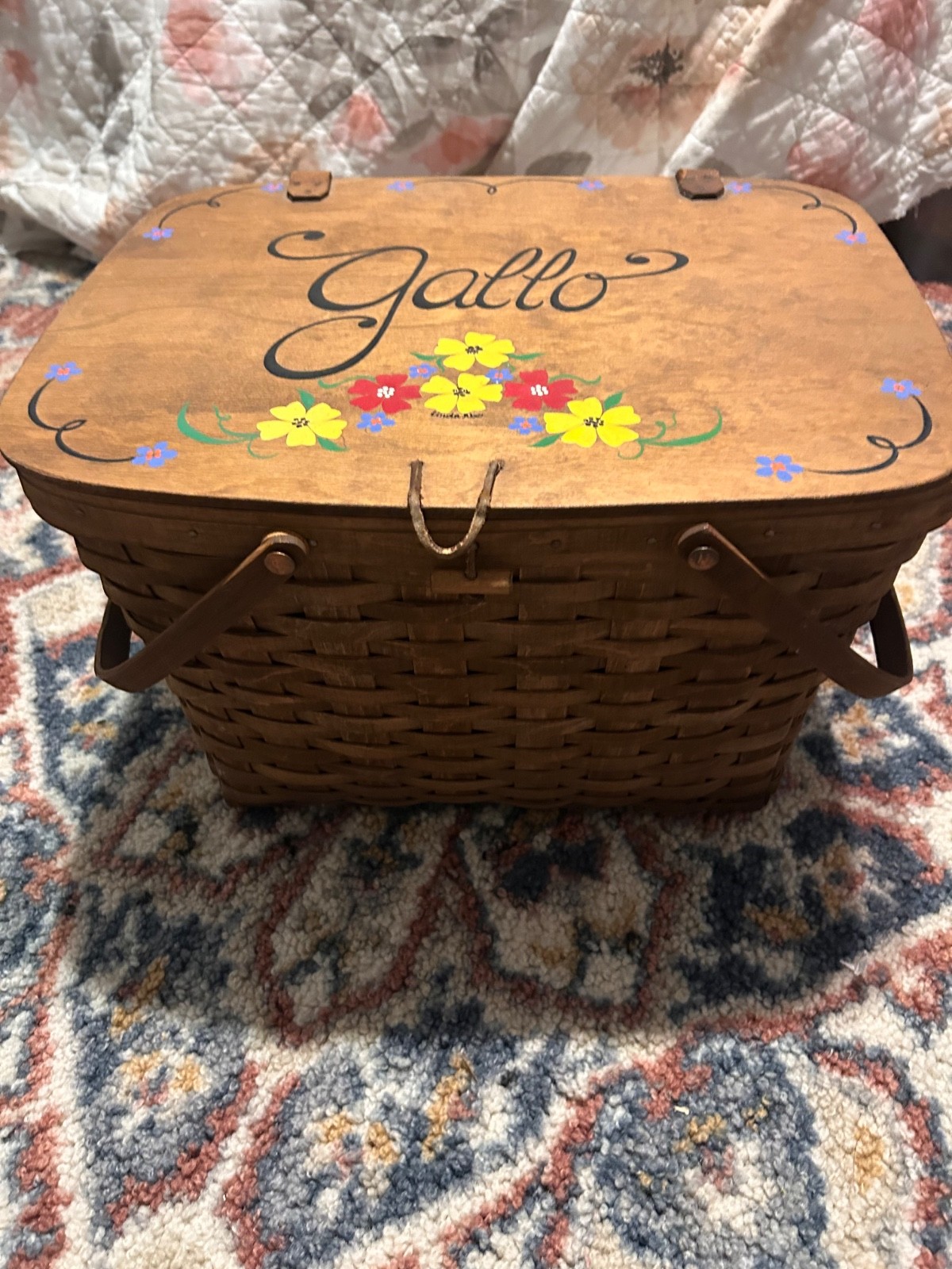 Vintage LARGE LONGABERGER PICNIC BASKET, 1985 TOLE PAINTED W/ SMALL TABLE