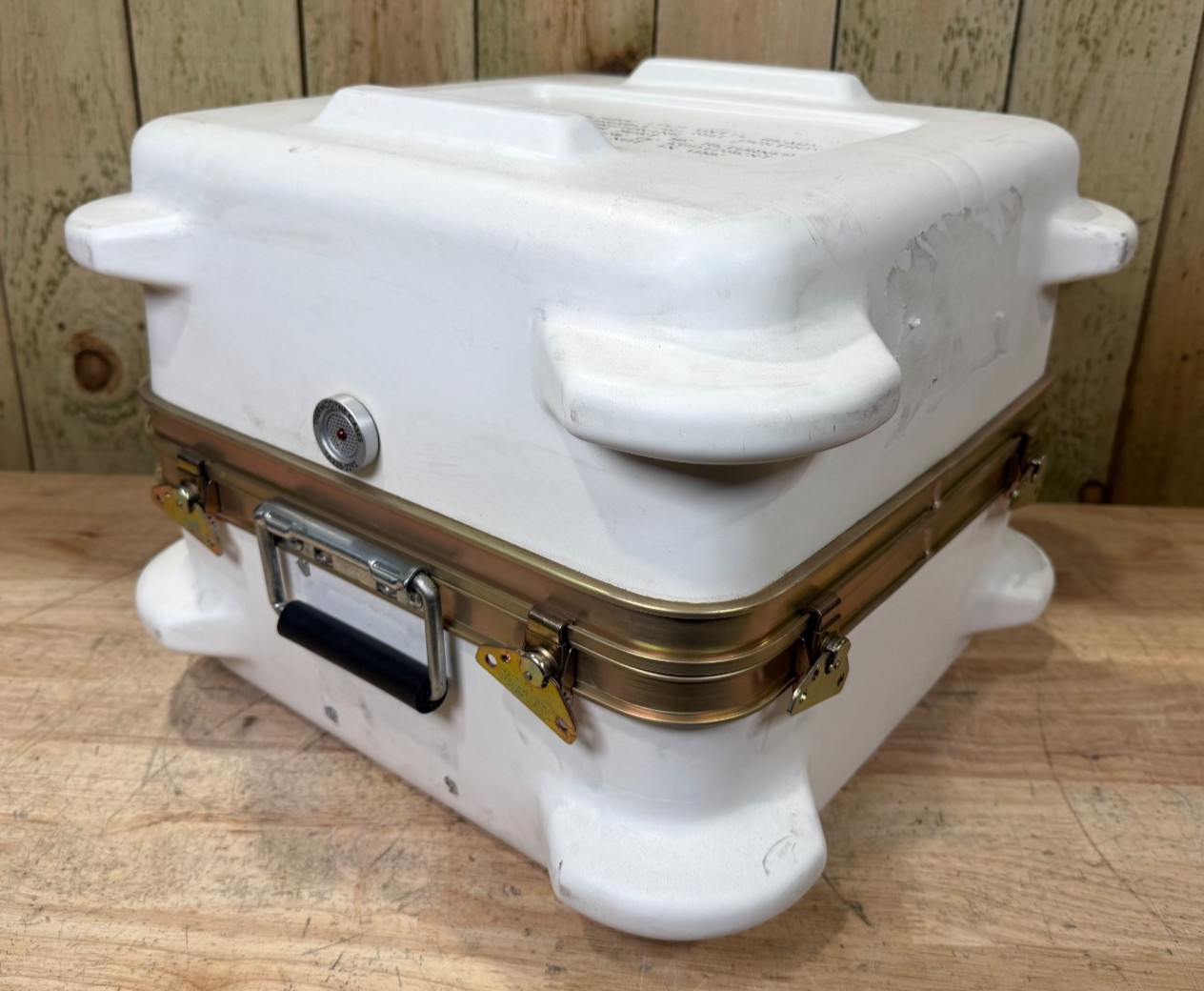 Thermodyne Storage 18×17.5×14″ Military Waterproof Footlocker Hardigg
