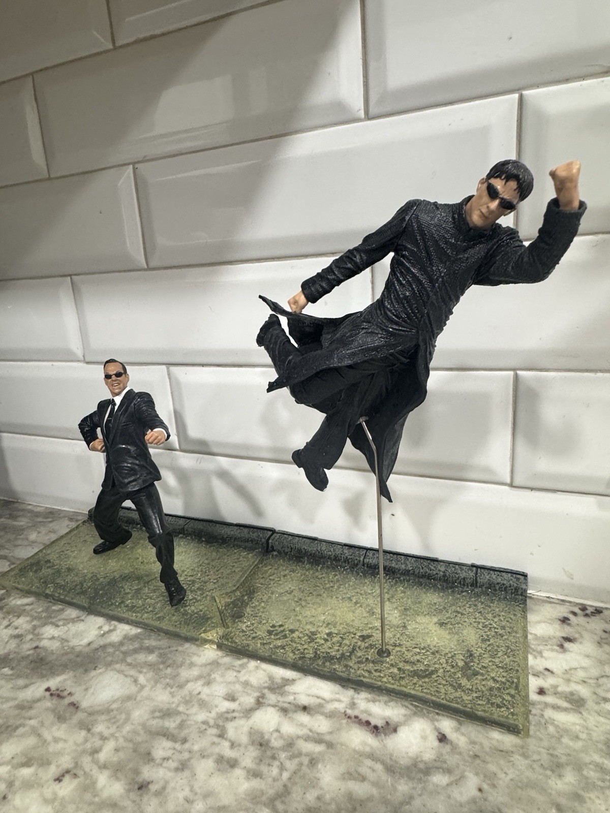 Vintage 2004 The Matrix set Neo & Agent Smith original stands *SeeDescription