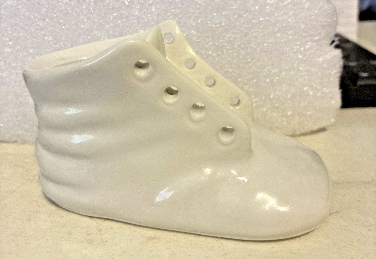 Maryland China White Fine Porcelain Baby Shoe Booty Japan 4″