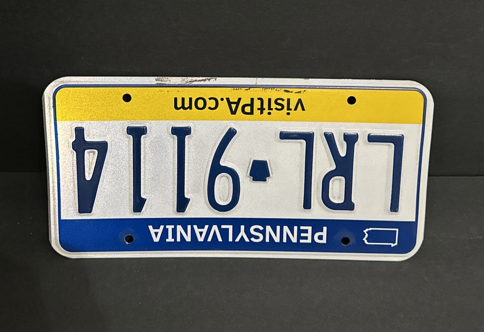 Pennsylvania License Plate — LRL – 9114 VISIT PA.COM — MINT Condition !!