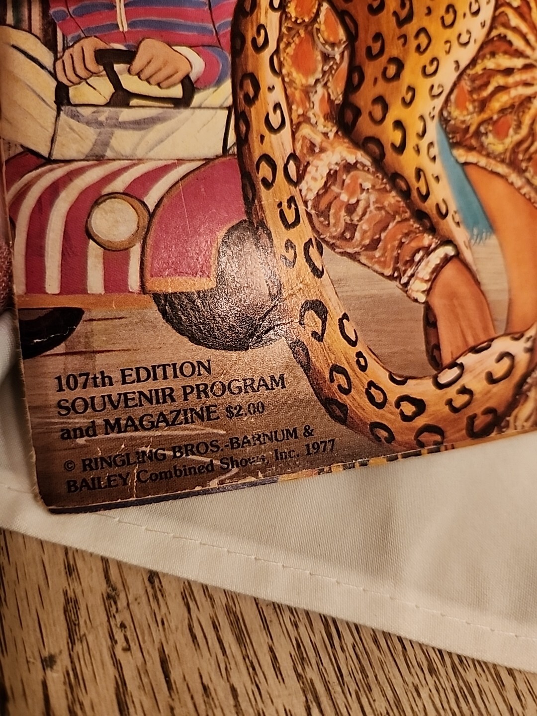 Vtg Ringling Bros Barnum Bailey Circus Program 1977 Souvenir Mag W/Poster Insert