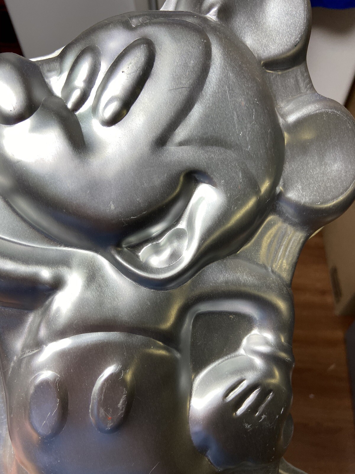 Vintage Wilton Mickey Mouse Cake Pan 2105-3601 Disney 1995 Metal 16″ Full body