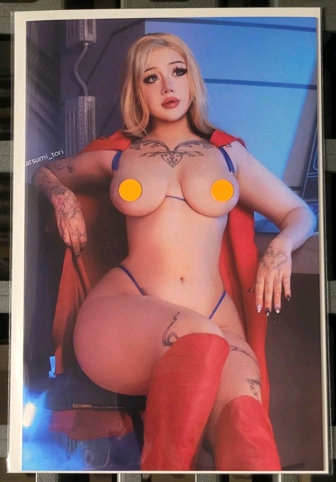 Bigg Pigg Origin Story #1 Katsumi Tori Supergirl Cosplay Excl Virgin Cover – NM