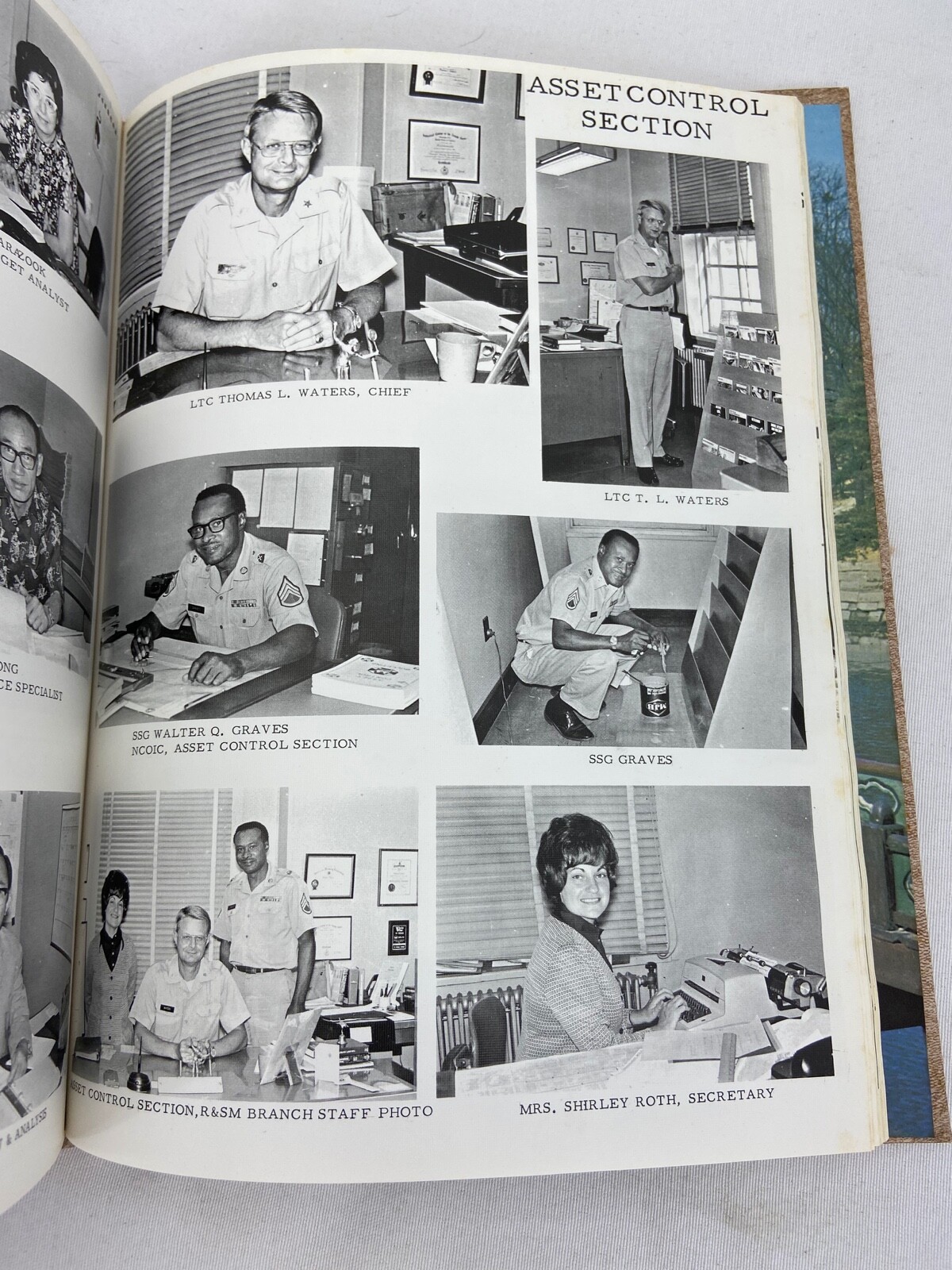 1970 US Army AC To SJQ Seoul Korea Yearbook