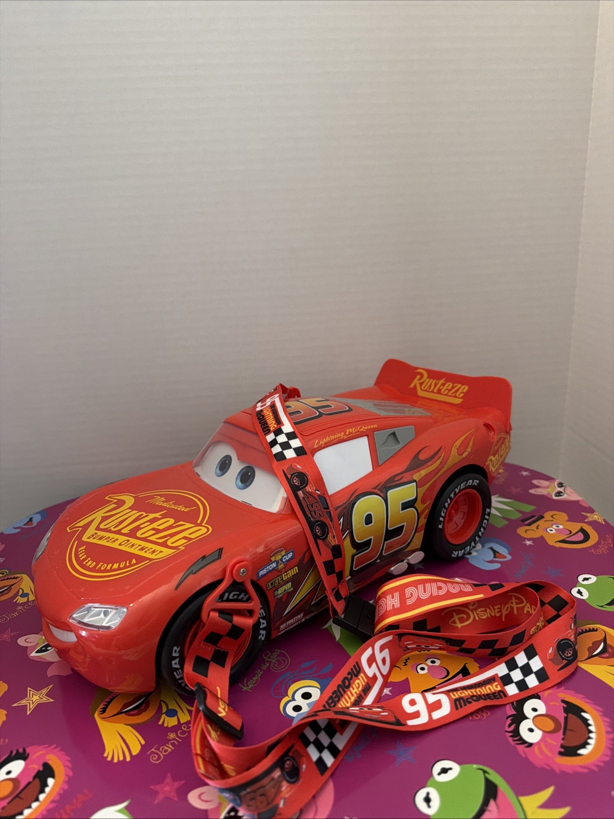 2026 Disney Cars Lightning McQueen Popcorn Bucket Light-up Pullback Car Parks