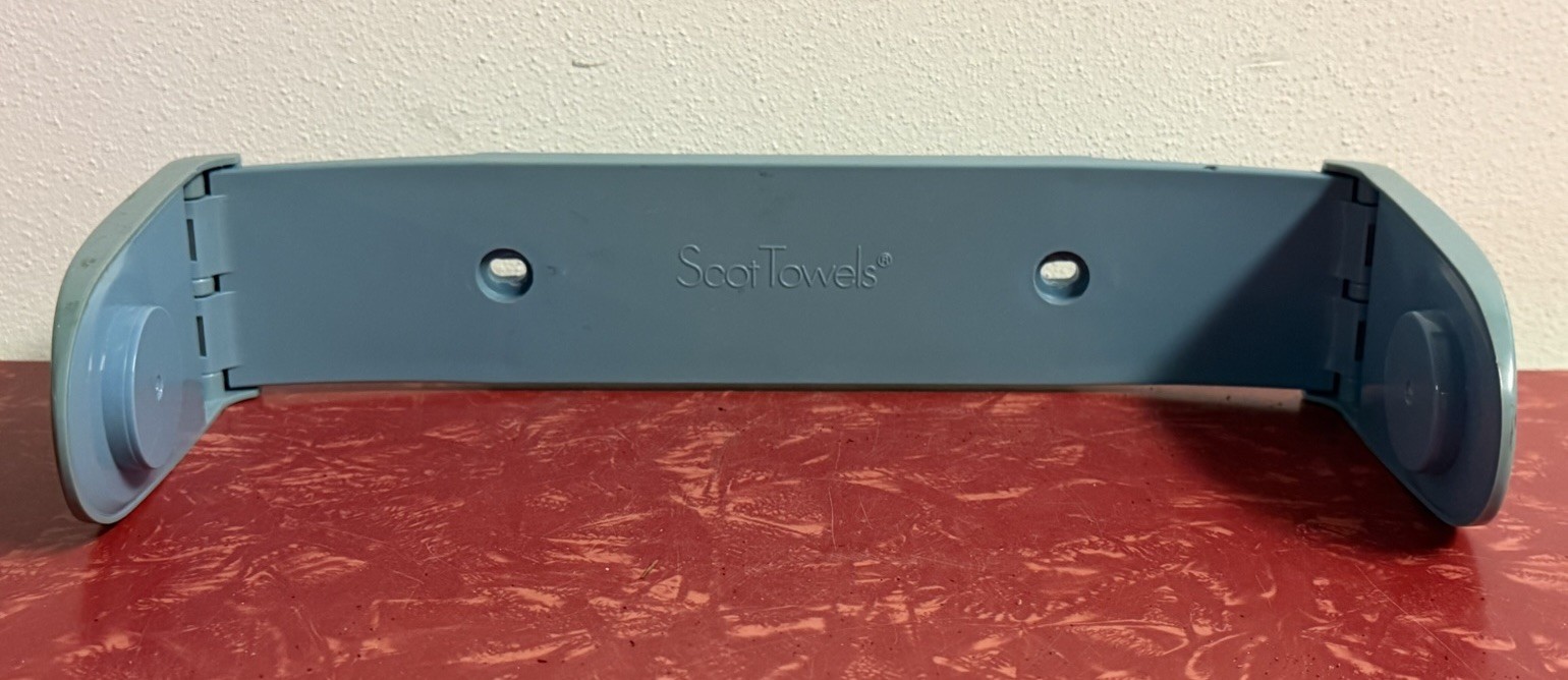 Vintage Scot Towels Old Retro Blue Wall Mounted Paper Towel Holder Made In USA
