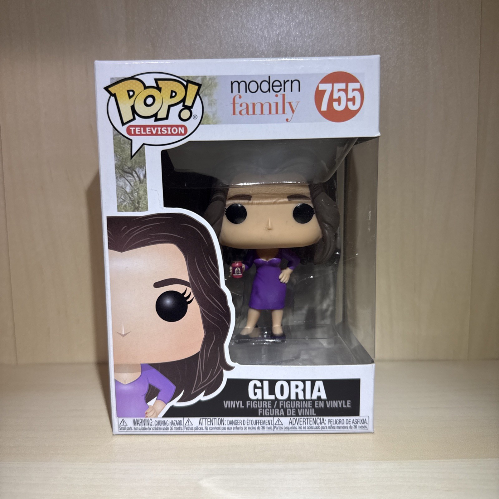 Funko Pop Modern Family Gloria 755 Sofia Vergara Vinyl Figure 2018 W/ Protector