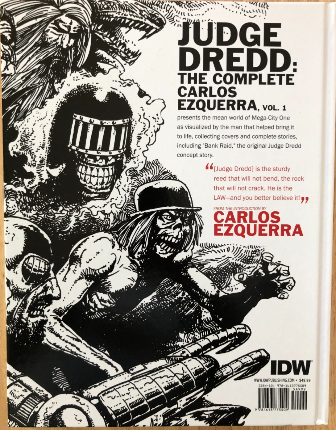 JUDGE DREDD – THE COMPLETE CARLOS EZQUERRA 2013 1st print, vol 1 & 2