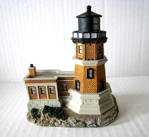 Lefton’s Historic American Lighthouse, Split Rock MN 1999 By Geo. Z. Lefton