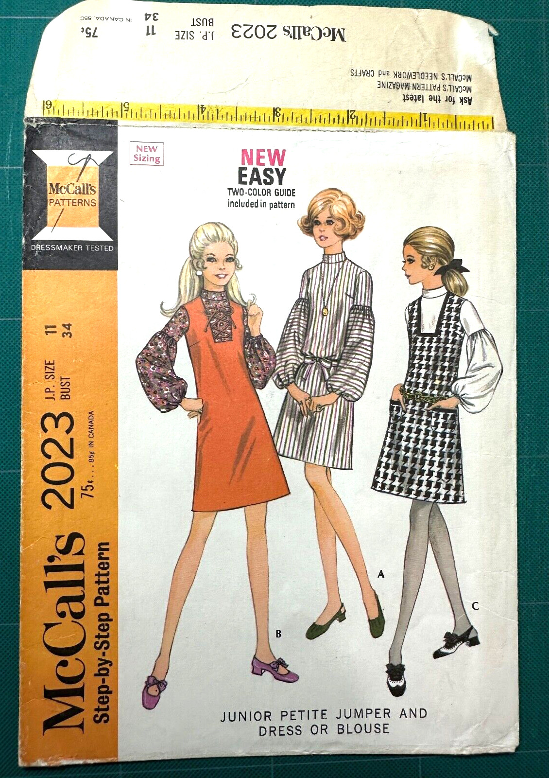 Vintage 1960s Dress Pattern MINI Jumper DRESS Drop FULL SLEEVE McCalls 2023 Sz11