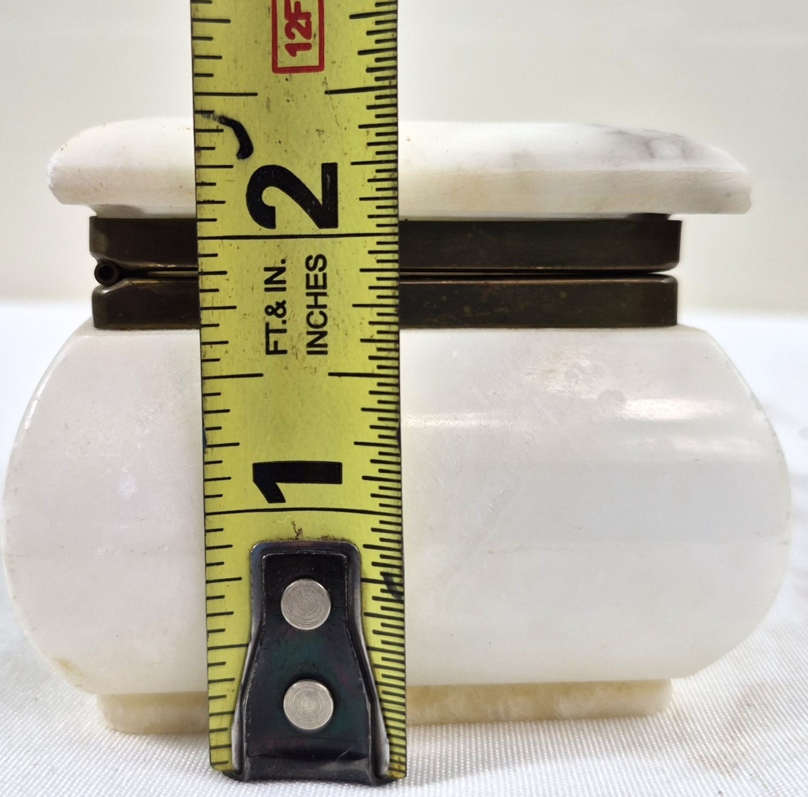 Vintage E&R Italy Alabaster Trinket Ring Box Marble Stone Brass Trim