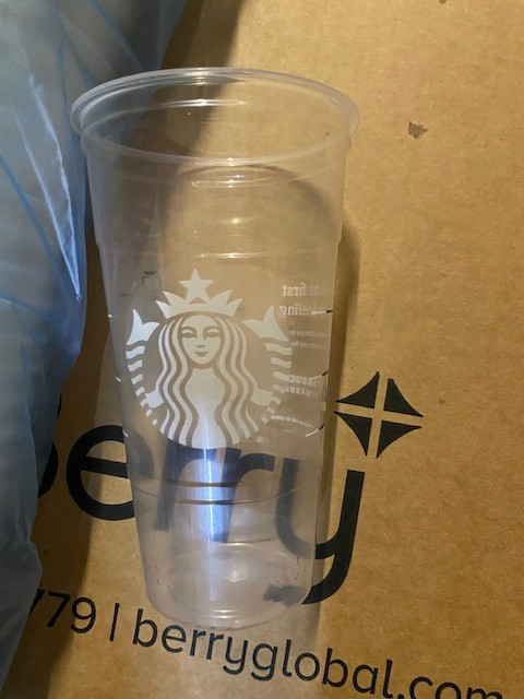 (40 PACK) SEALED, STARBUCKS Disposable Clear Plastic CUPS (26 oz) First Sip