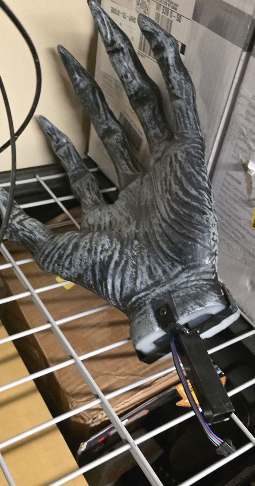 15′ ft Towering Phantom HEAD & HANDS ONLY Halloween Animatronic Home Depot