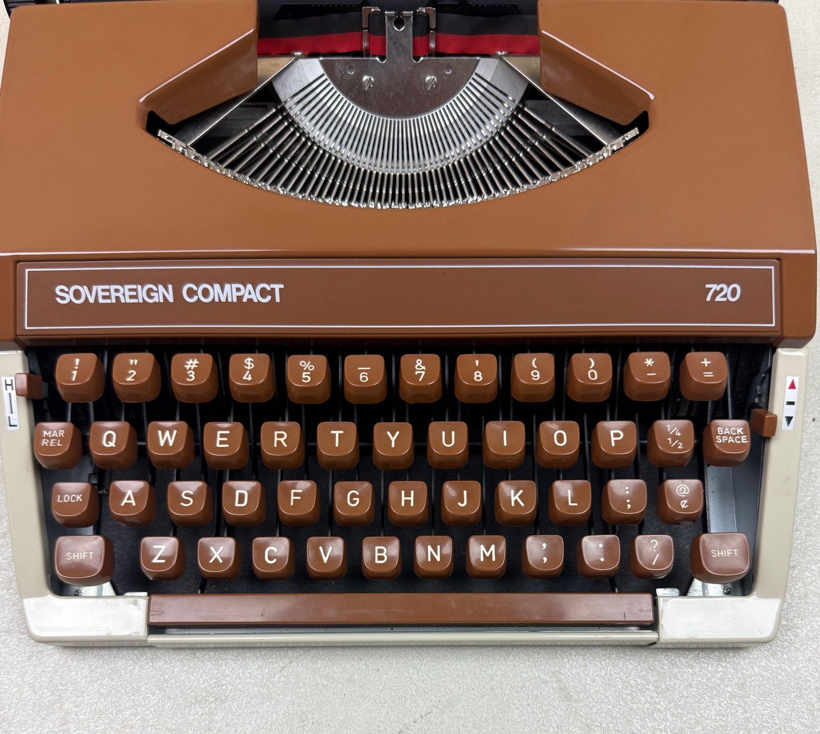 Vintage Sovereign Compact 720 Manual Typewriter Brown Silver Seiko Japan