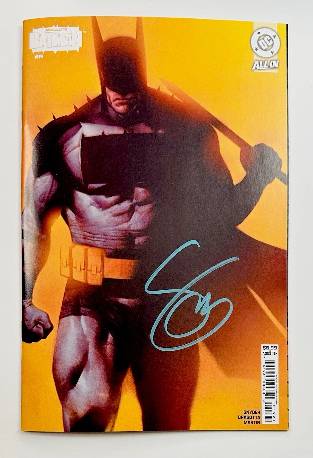 ABSOLUTE BATMAN #19 BEN OLIVER VAR SIGNED SCOTT SNYDER W/COA 1st PRINT CVR B
