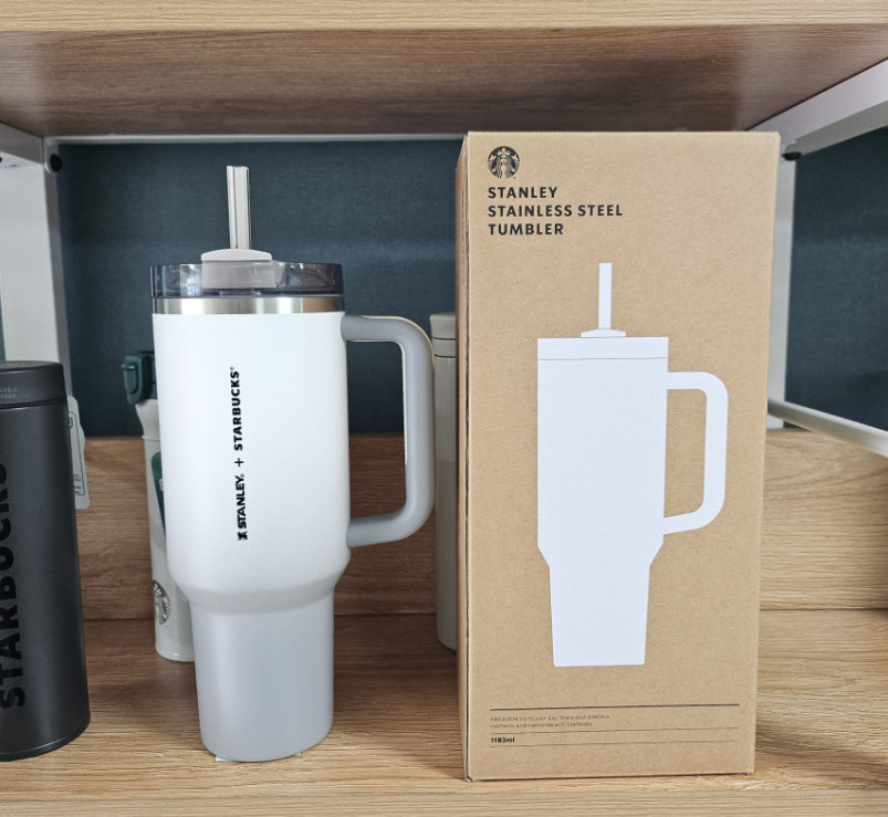 Limited Starbucks x Stanley Grey Mug 40oz (1183ml) – Korea Exclusive