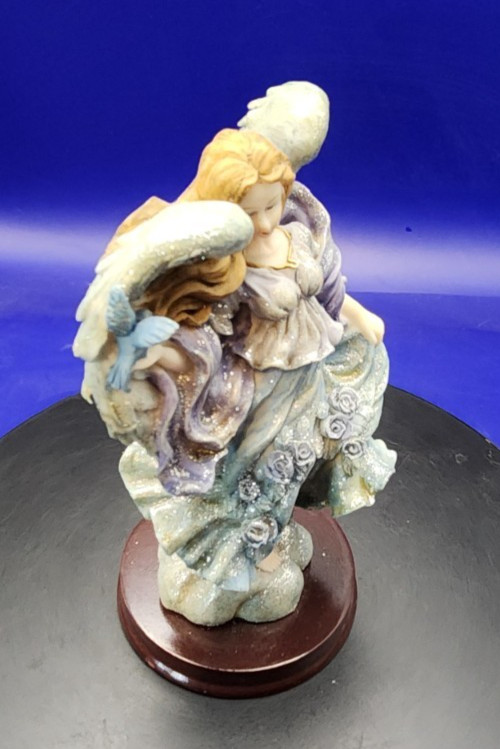 1997 Roman Seraphim Classics Noelle Angel Figurine Signed 6.5″ Resin