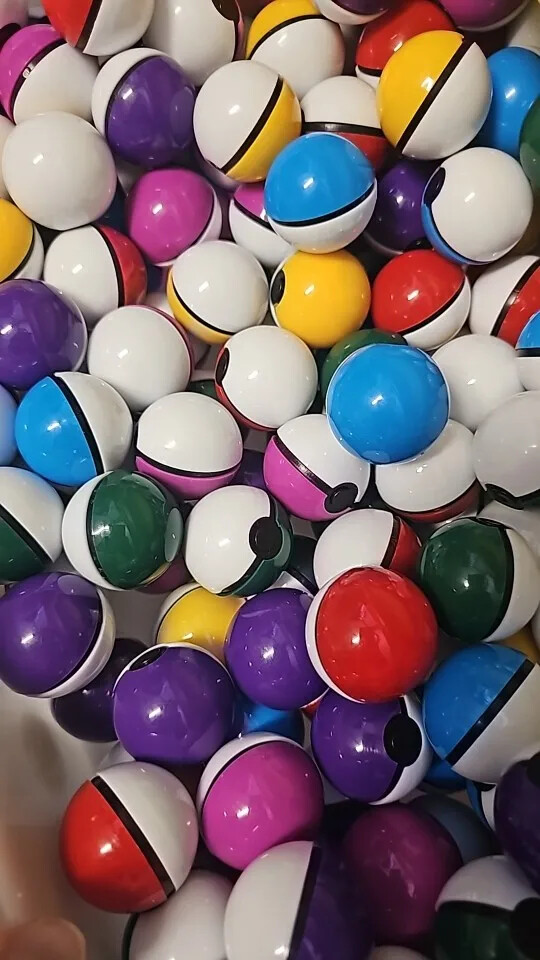 100 Ball (3cm) Pokemon Pokeball Toy Figurines Mini Figure Toys Pocket Monster