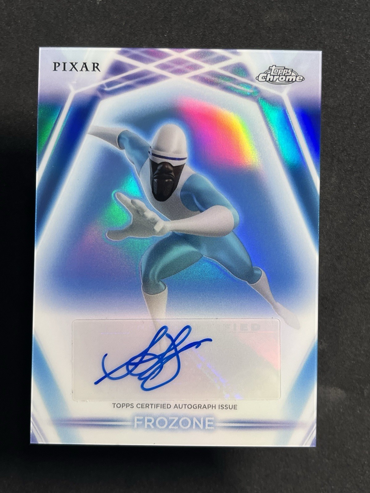 2026 Topps Disney Neon, Frozone Chrome Neon Etch Auto, Samuel L Jackson