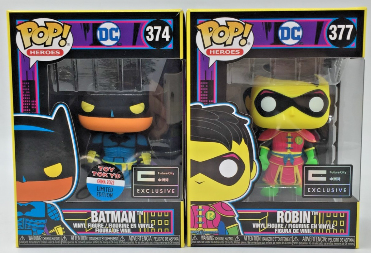 Funko Pop! DC Robin #377 Batman #374 Black Light Future City SET of 2 USA Seller