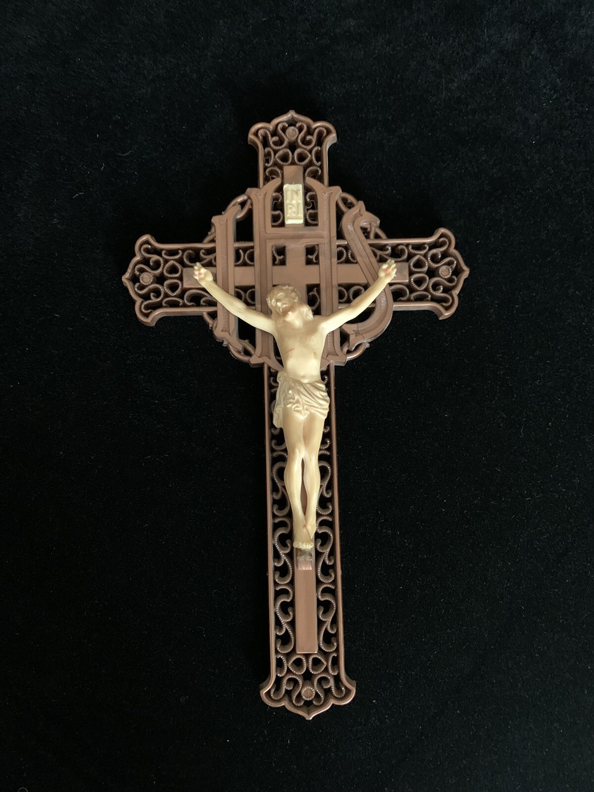 Vintage Crucifix Consolidated Molded Products Corp Catholic Wall Plastic Cross