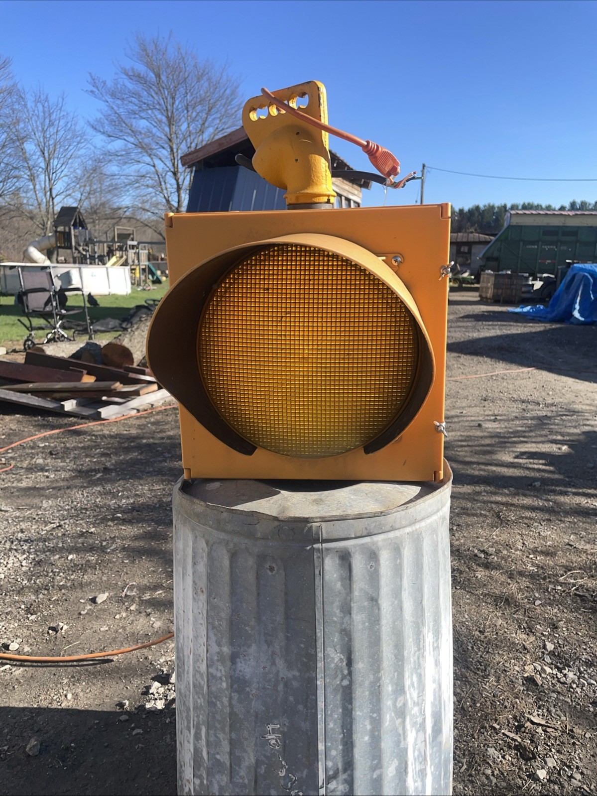 Econolite Traffic Light Signal With Gooseneck Hanger Mount Yellow Works