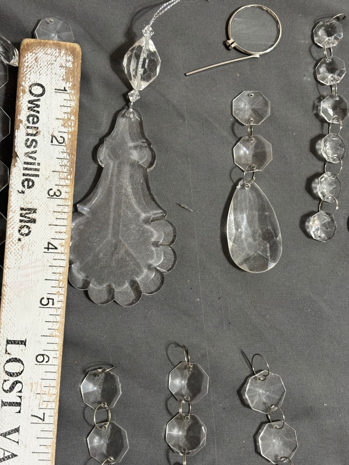 HUGE lot Crystal Glass Acrylic Lucite CHANDELIER PRISM Replacement Pieces