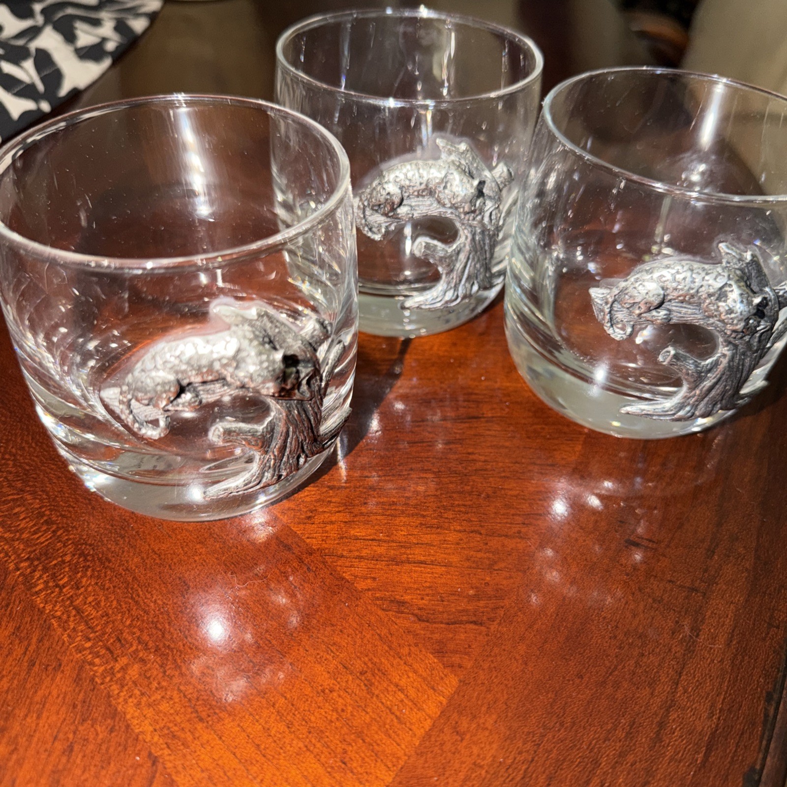 Lot Of 3 VTG Makoulpa South Africa Pewter Leopard in Tree Whiskey Glass Artist