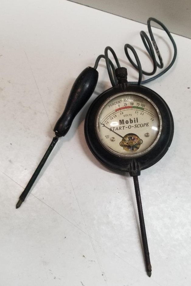 Mobil Oil Co. Battery Tester Start-O-Scope, Model 101 Complete w/24″ Lead, EXC