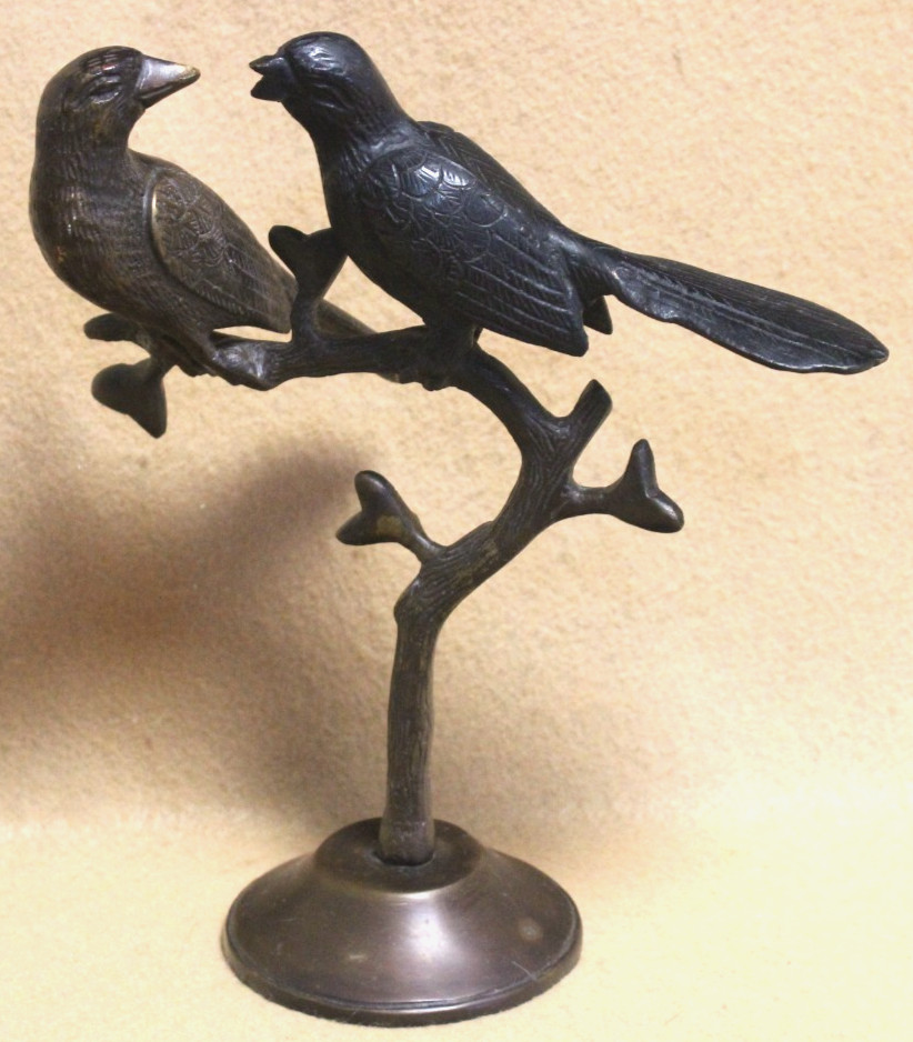 Love Birds Sitting On A Tree Branch 9″ Metal Sculpture/Figurine