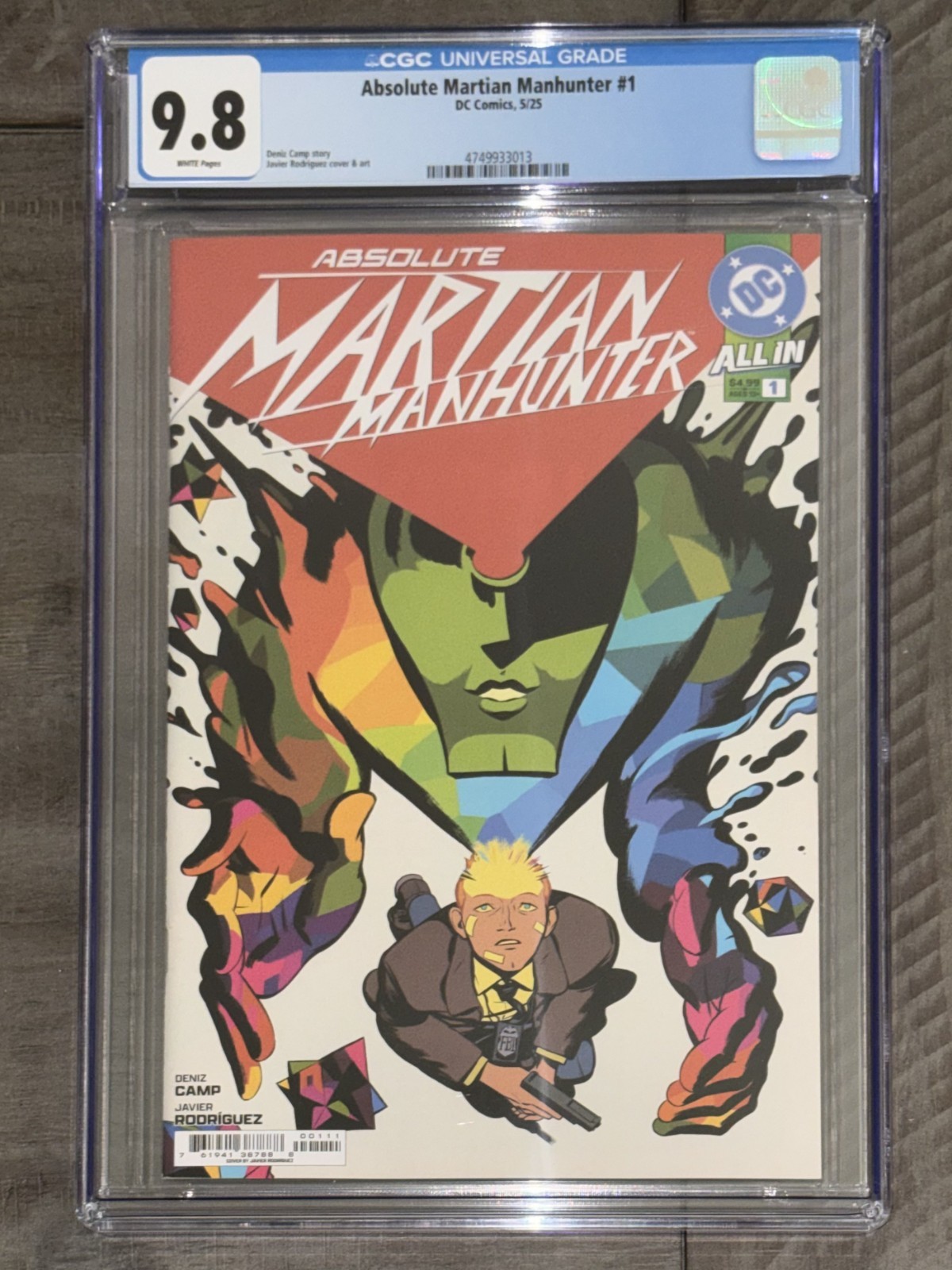 Absolute Martian Manhunter First Printing Cover A CGC 9.8 IN STOCK