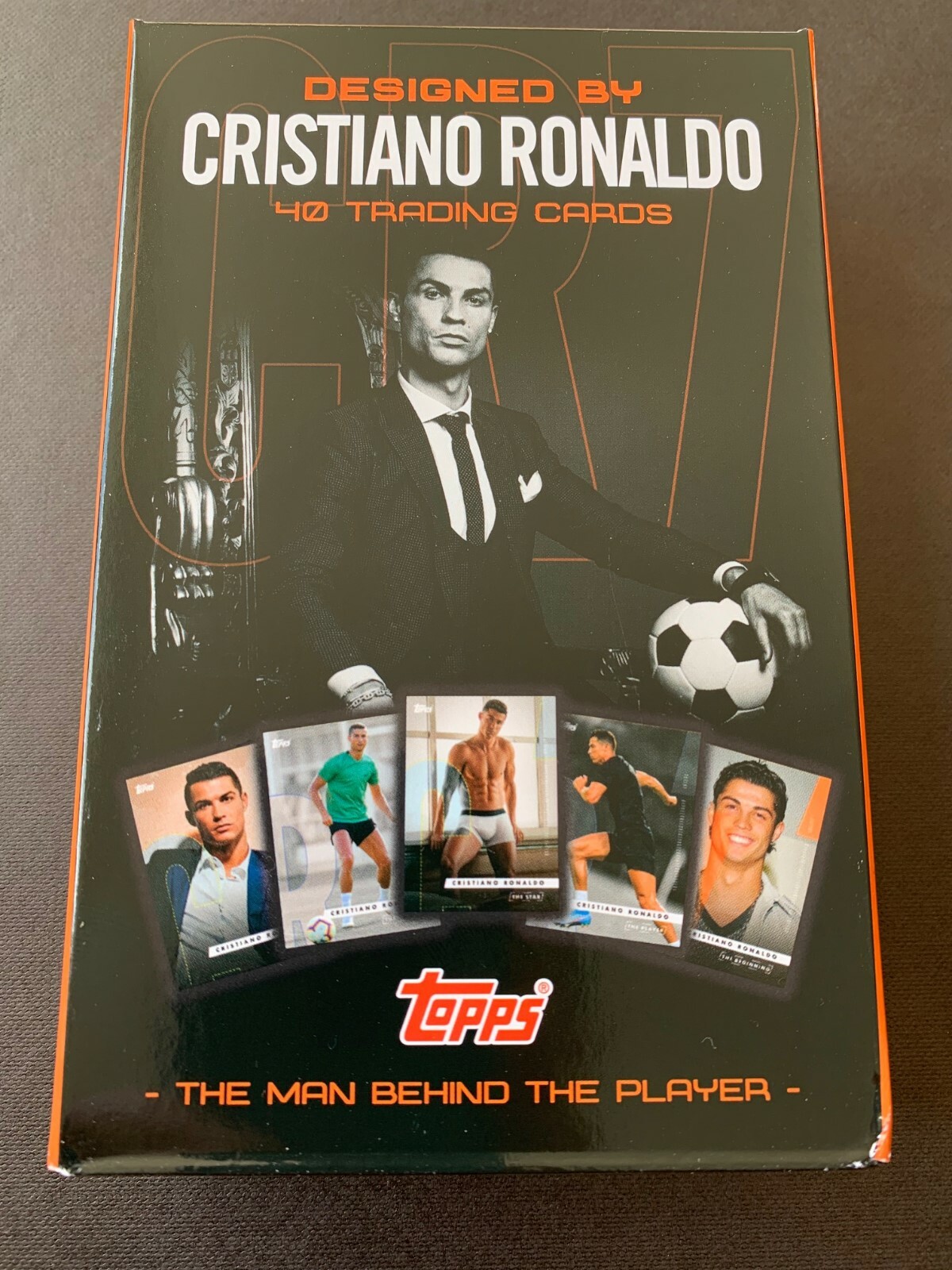 Topps Cristiano RONALDO Designed Curated Art COMPLETE BASE SET 40 TRADING CARDS