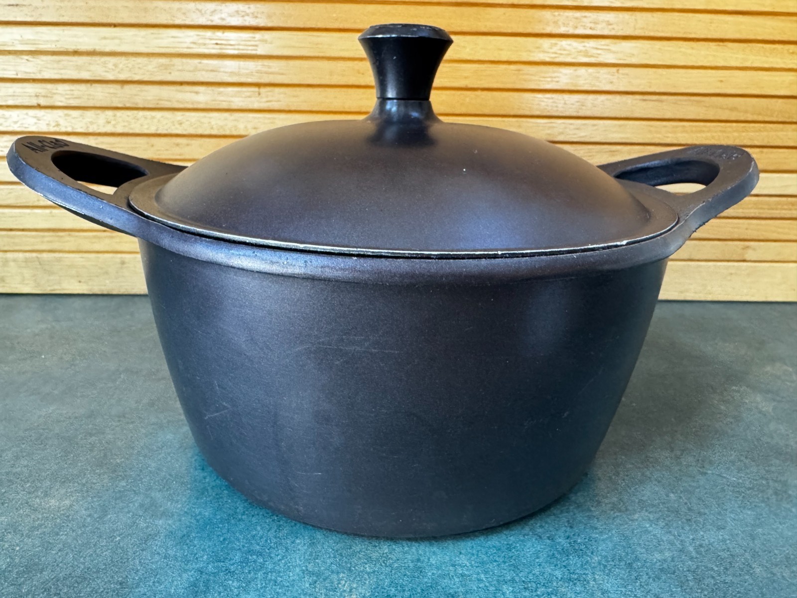 ALL-CLAD French Made Enameled Cast Iron Dutch Oven 6Qt Black Cocotte