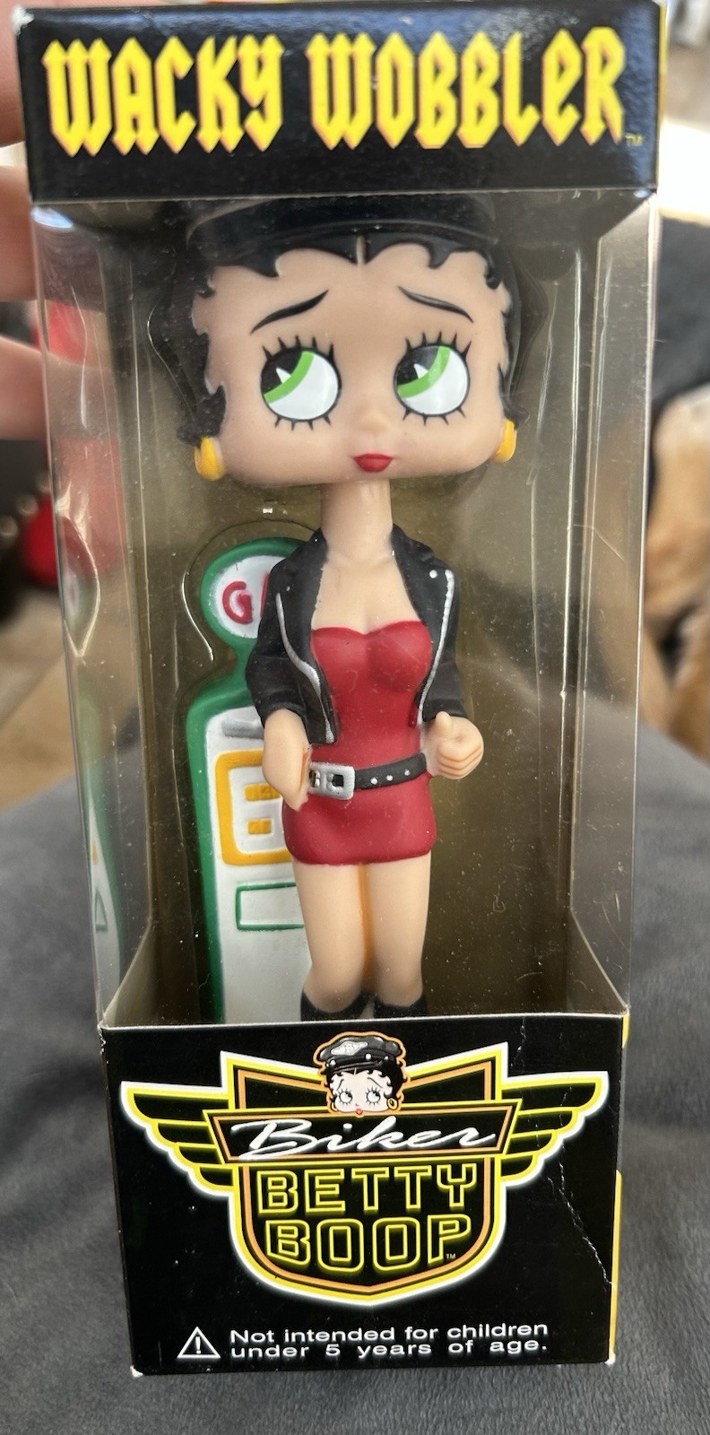 BETTY BOOP “Biker” Funko Wacky Wobbler Bobblehead In Front Of Gas ⛽️ Pump-MIB!