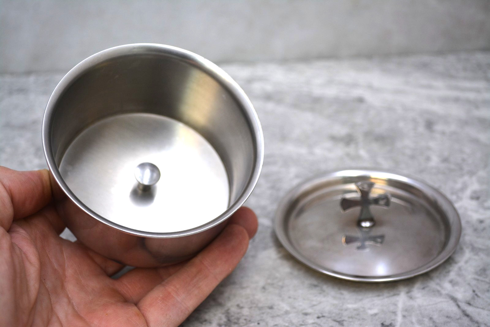 Used Stainless Steel Host Box with Host Compressor, Easy to Clean (CU328)