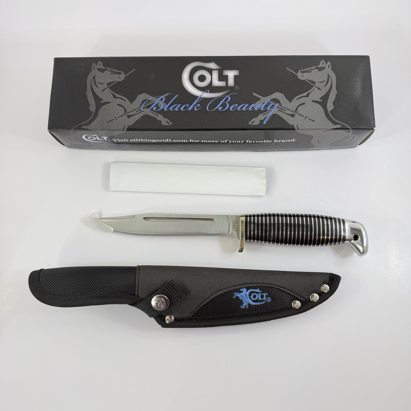 Collectible Colt Black Beauty Hunter Knife CT466 Fixed Blade Sheath Boxed New