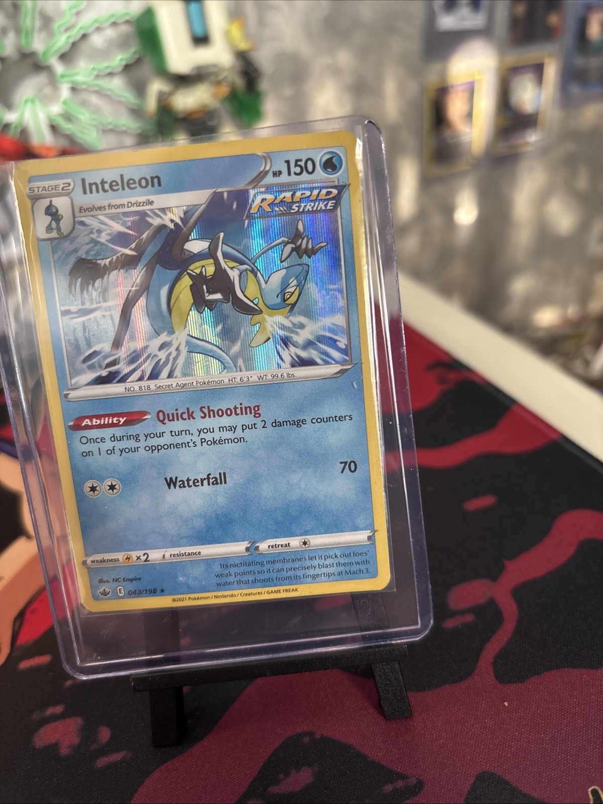 Inteleon 043/198, Holo, Rapid strike stamped. NM.