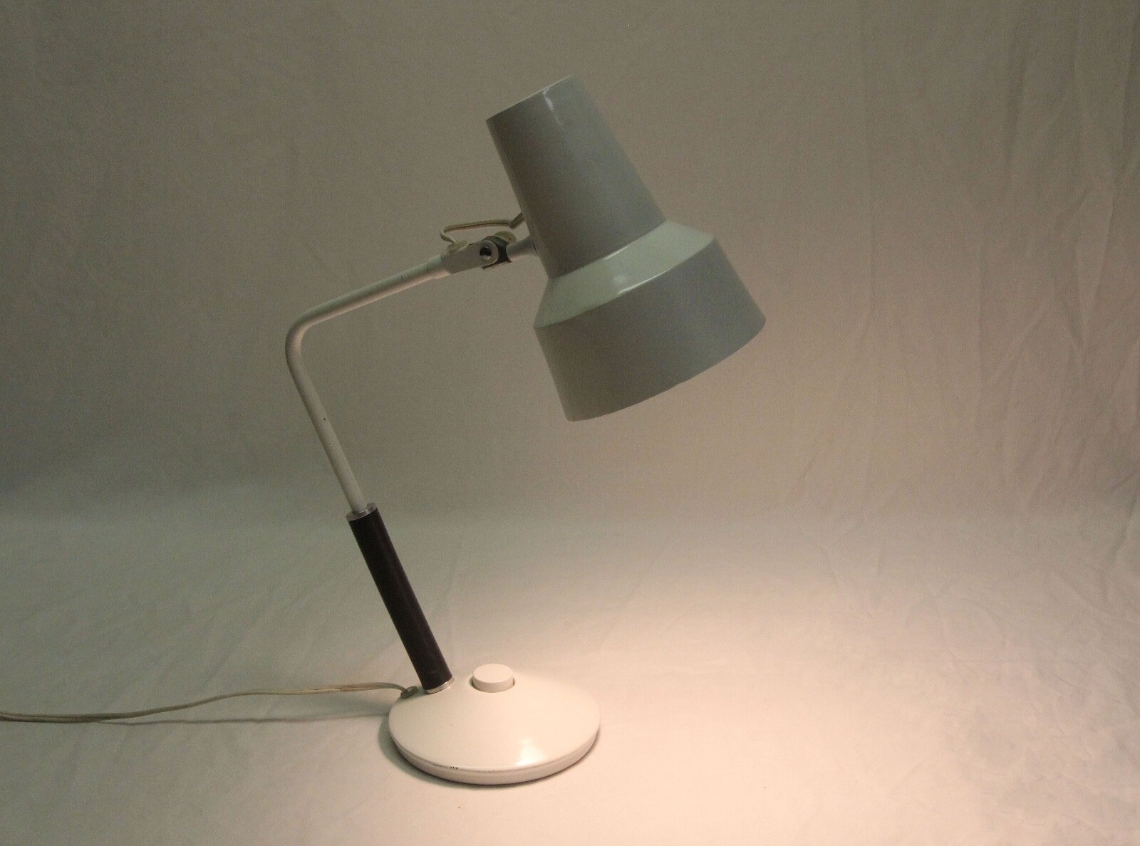 Jac Jacobsen Luxo Vintage White Desk Table Lamp D11 L11 Mid Century Modern