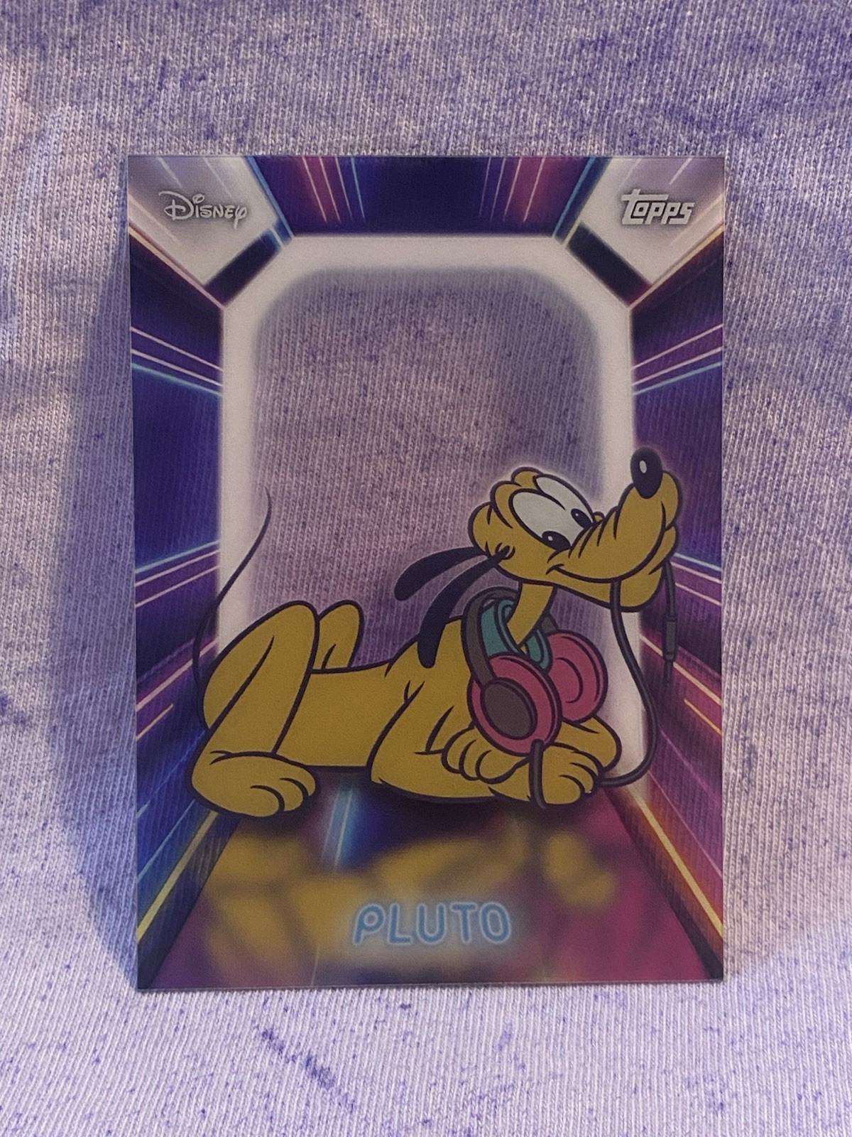 2026 Topps Disney Neon Neon Lights PETG Pluto NPL-20 Mickey Mouse & Friends