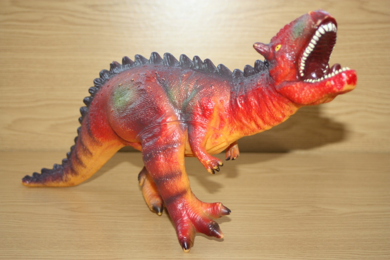 Collectable Toy Figure – Large Ceratosaurus Dinosaur – Ankyl – Rubber – 2015