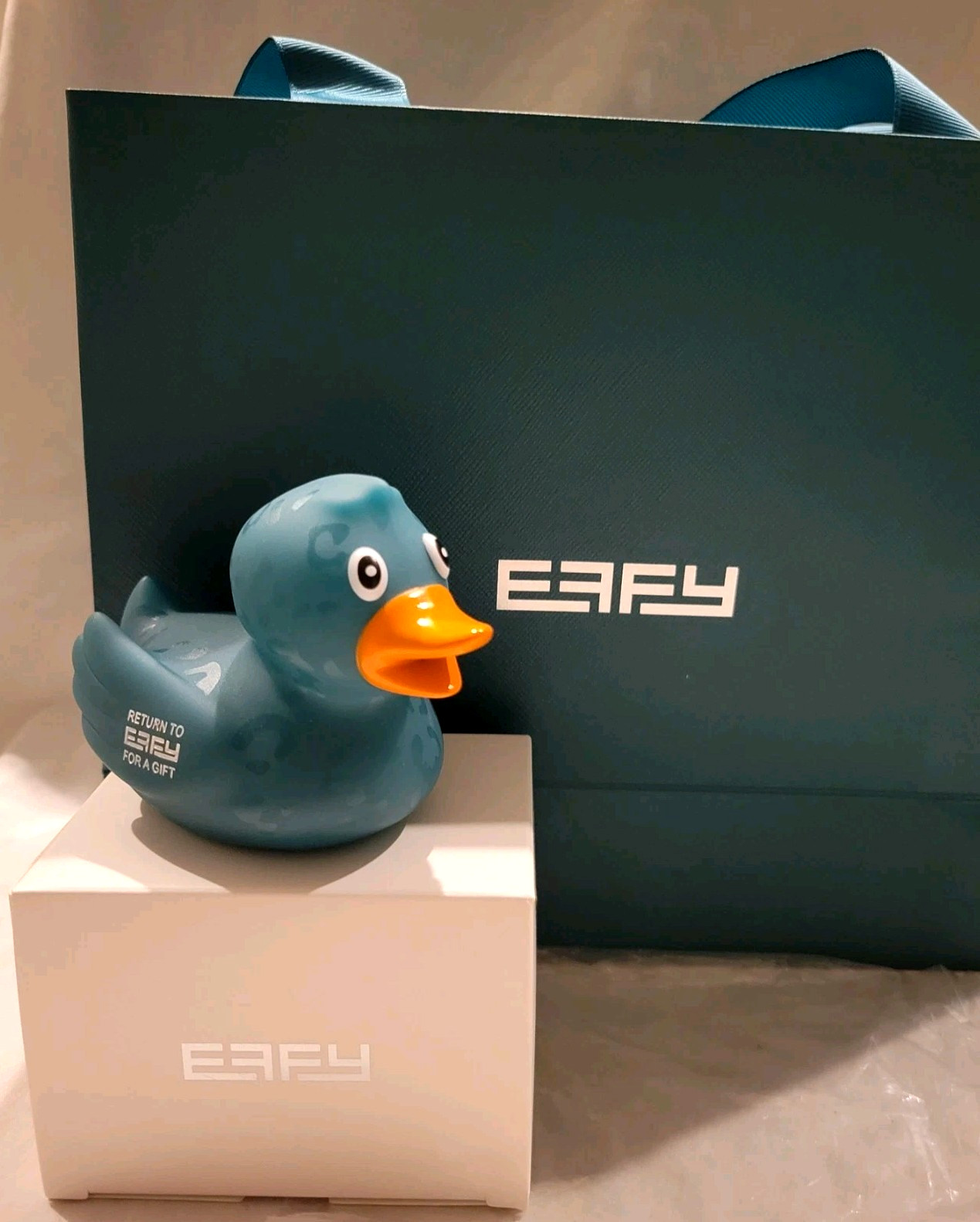 EFFY Duck & BONUS Shopping Bag Royal Caribbean Cruise *GREAT GIFT* NEW IN BOX