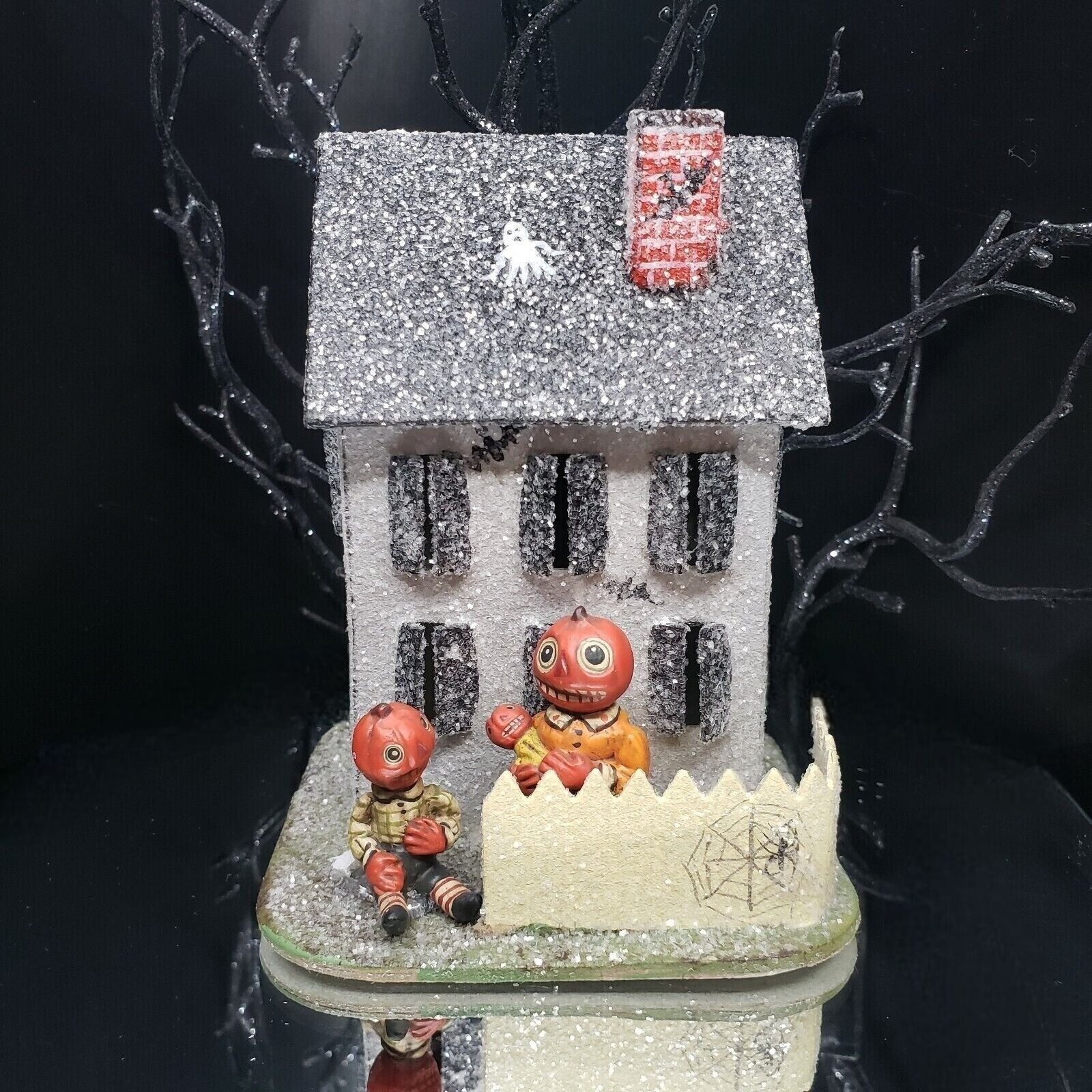 Poliwoggs Haunted House Mini Pumpkin People Halloween Putz 1990s Haunted Mansion